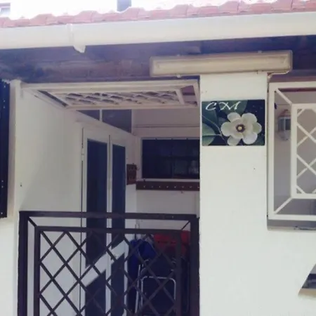 House - Island Nyaraló