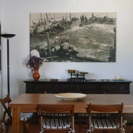 Nyaraló House - Island *